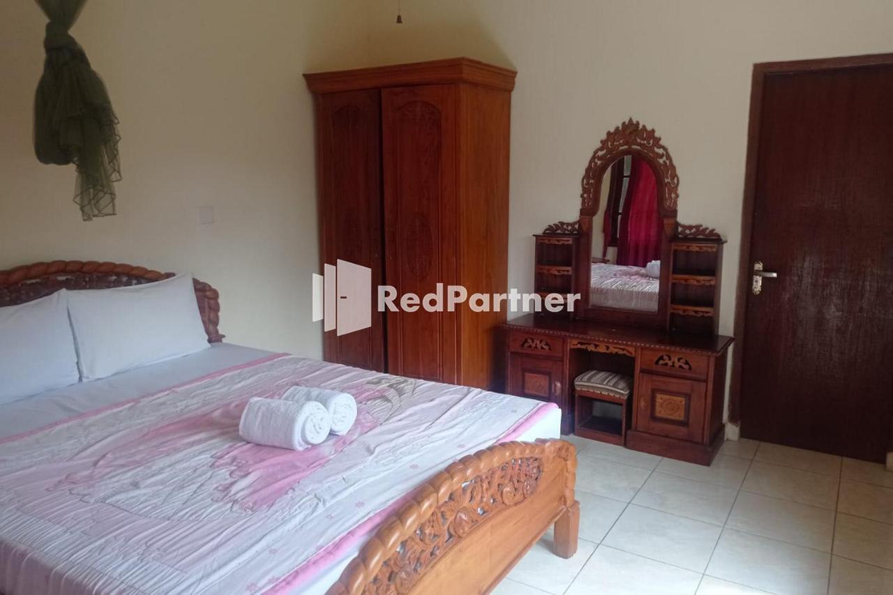 Gusti Home Stay Ubud Exterior foto