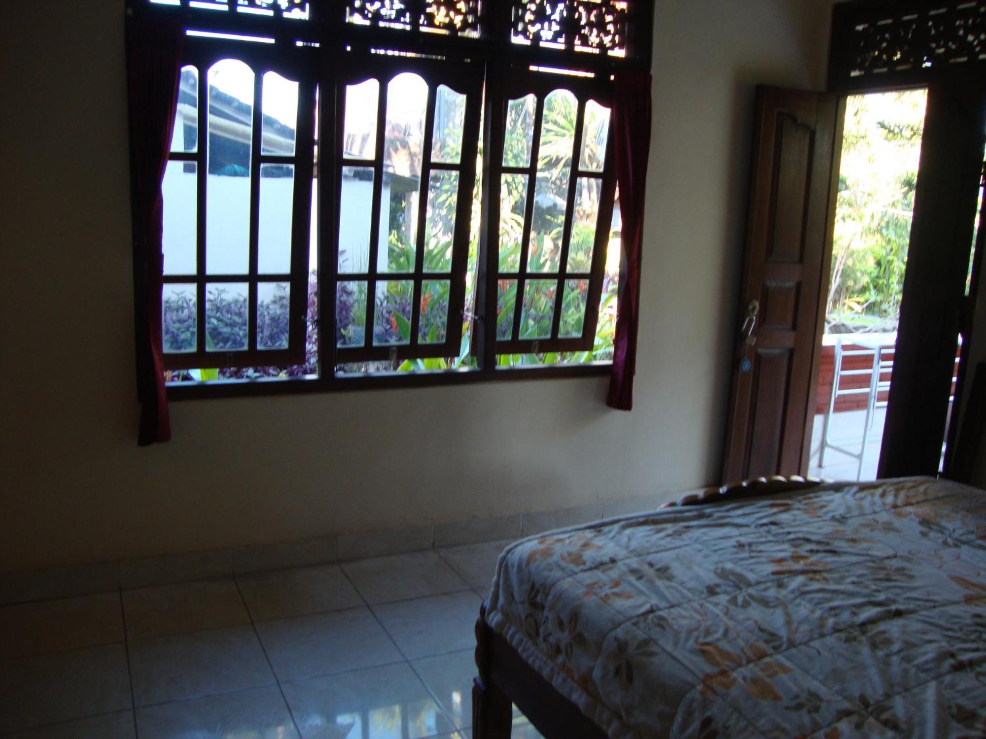 Gusti Home Stay Ubud Zimmer foto